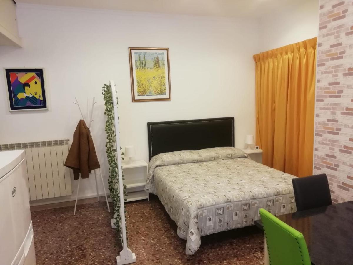 Apartment Urbino 33 Rom Exteriör bild